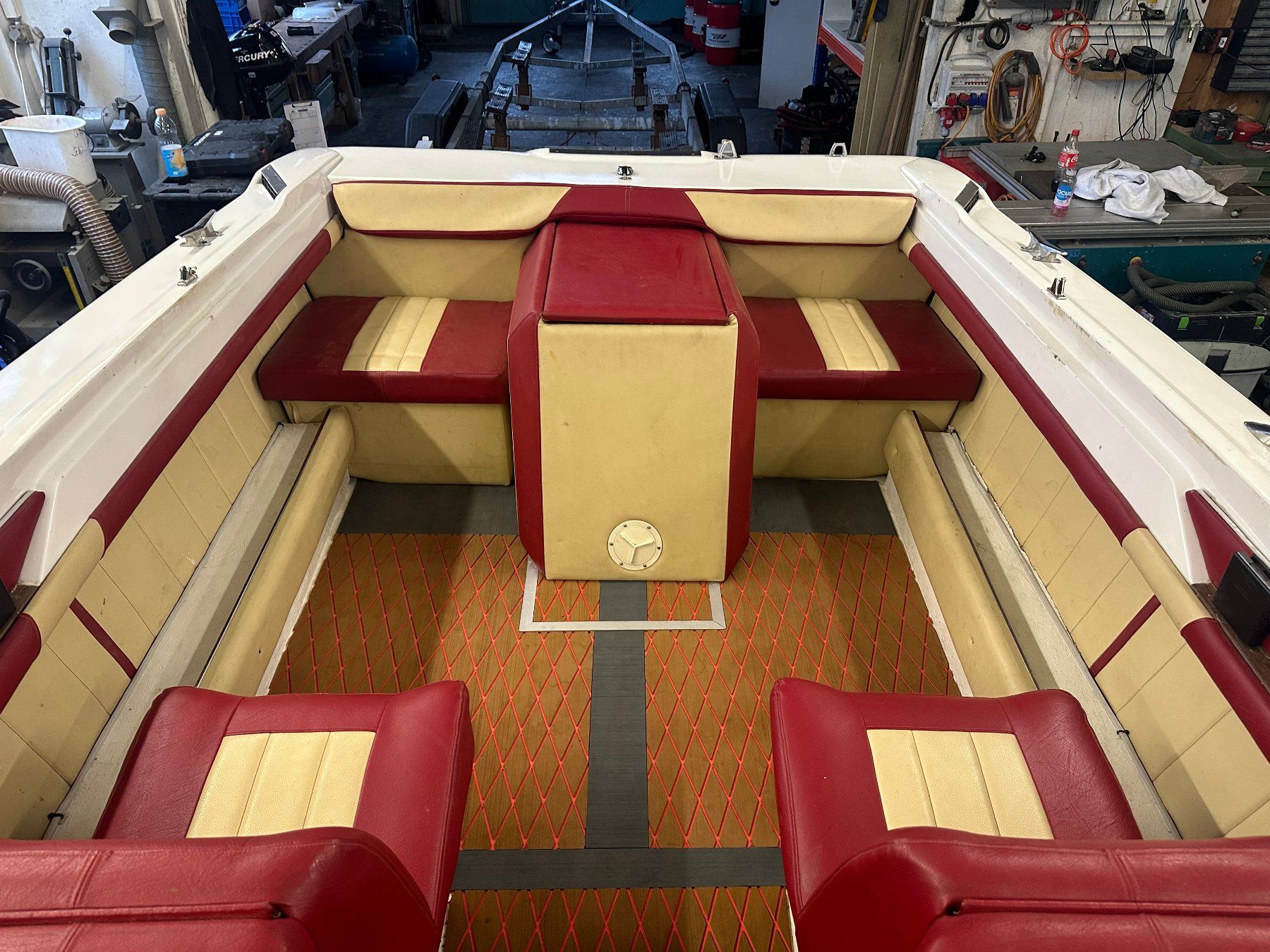 Sea Ray Barche: Sea Ray SRV 200 – Difettoso da Uetendorf venduto da iva_wx7z 4