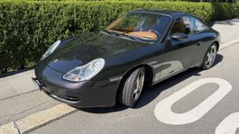 Porsche 911 Carrera coupe 3.6L dunkelgrün gutem Zustand