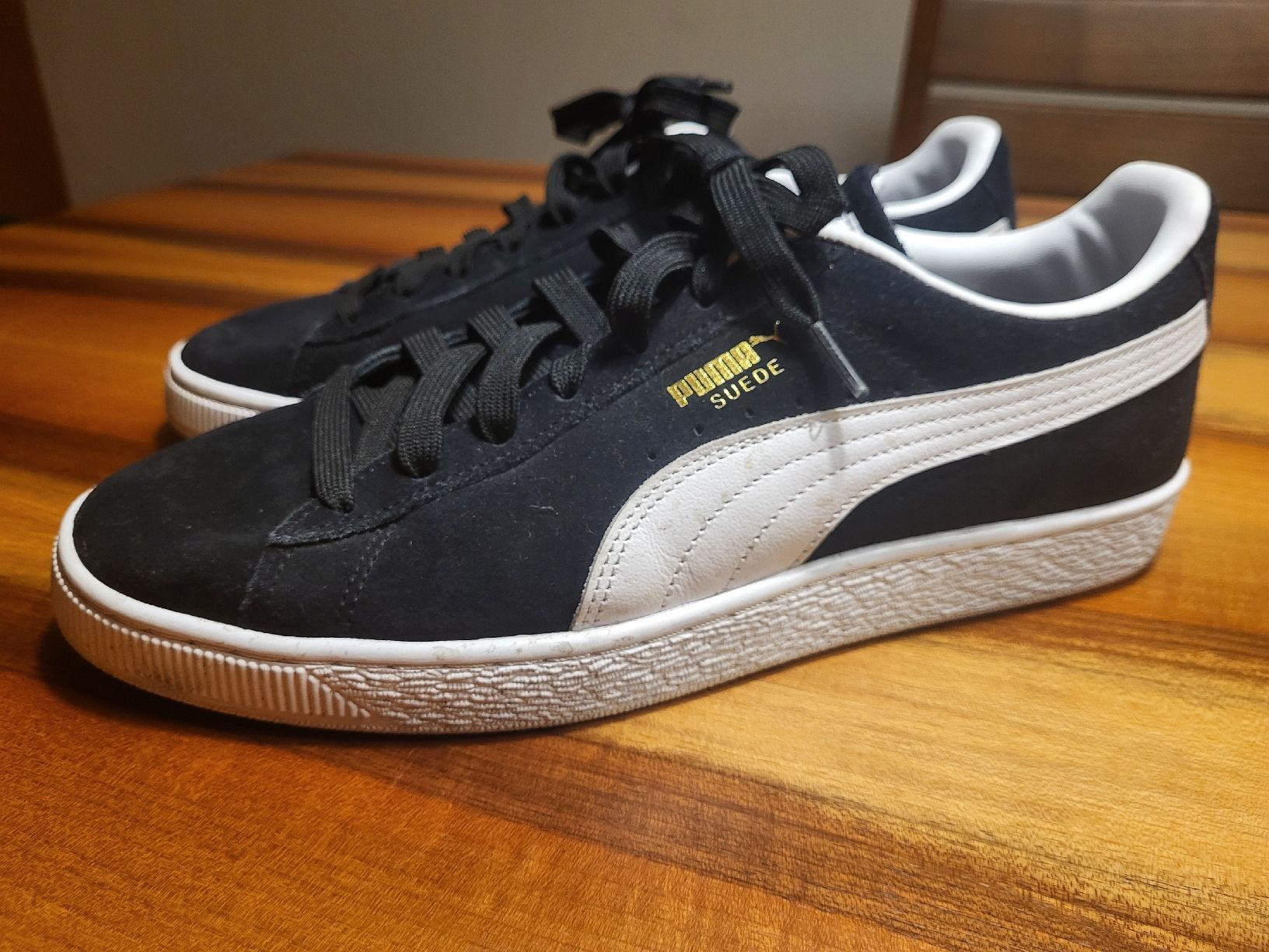 Puma Scarpe da uomo: PUMA Suede, Grösse 44 – Nuovo (secondo la descrizione) da Buchs AG venduto da sie_f6dg