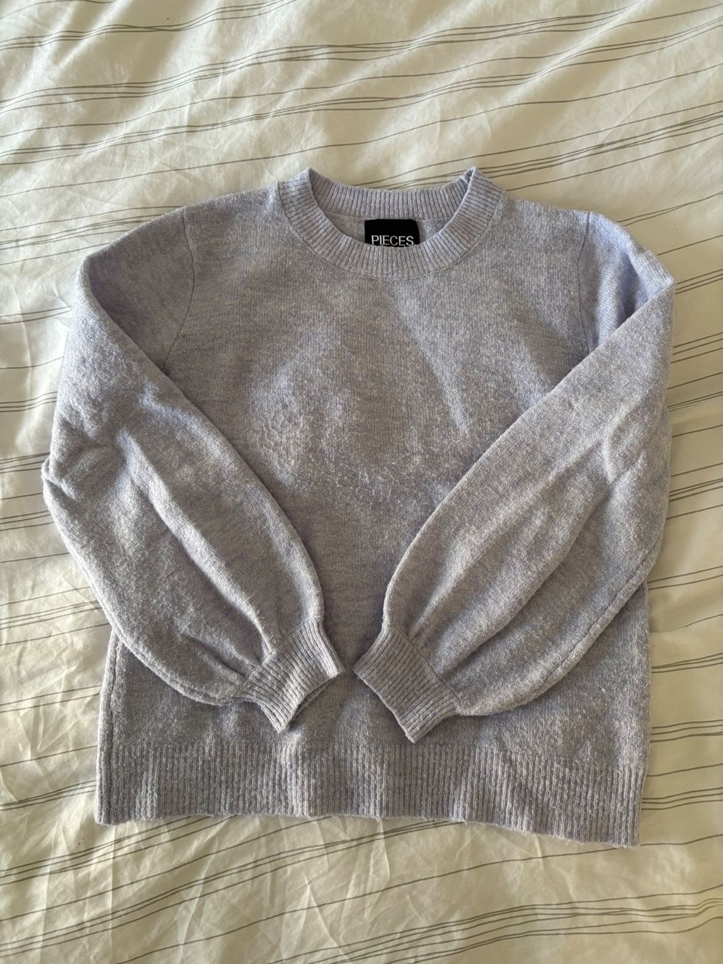 Maglioni & Felpe: Pieces Strickpullover Lila Ballonärmel Grösse M Top! – Usato da Tagelswangen venduto da Laurastern1 1