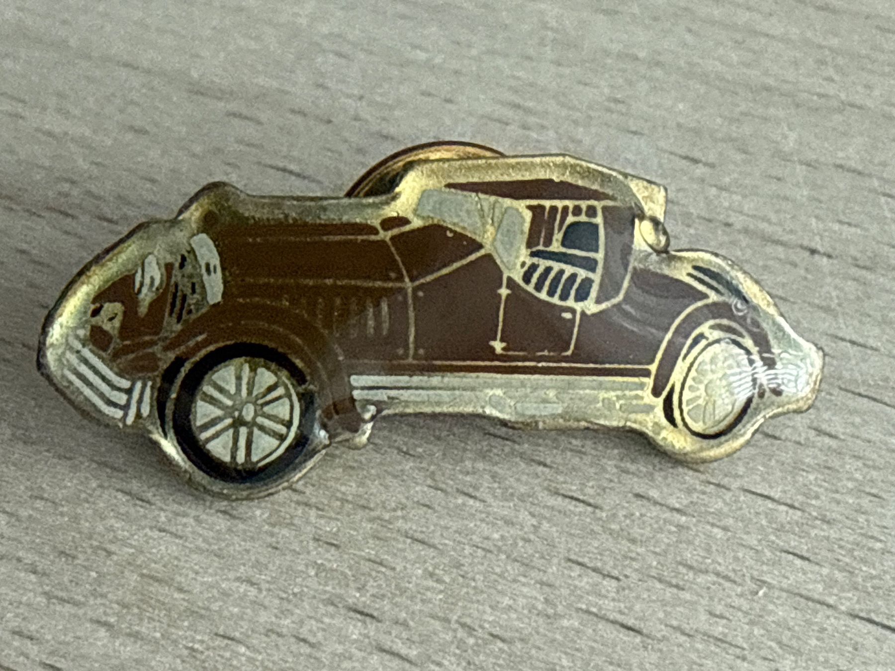 Placchette & Badge: Pin Oldtimer – Usato da Glattbrugg venduto da Schweigmatt