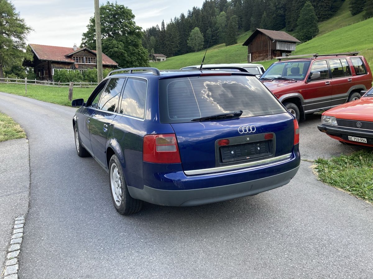 Audi Autos: Audi A6 2.8 Quattro  – Défectueux à Adelboden par subaru12345 2