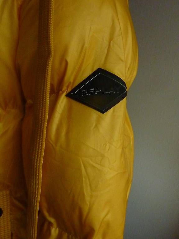 Replay Giacche: REPLAY Wintersteppjacke Gr. M/ neu – Nuovo (secondo la descrizione) da Waldstatt venduto da Kananaskis1 2