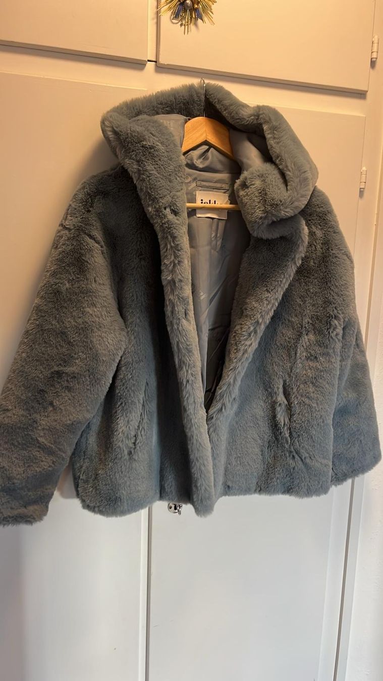 Giacche: Plüschjacke mit Kapuze - hellblau, Gr. 36 – Usato da Schaffhausen venduto da LRua 2