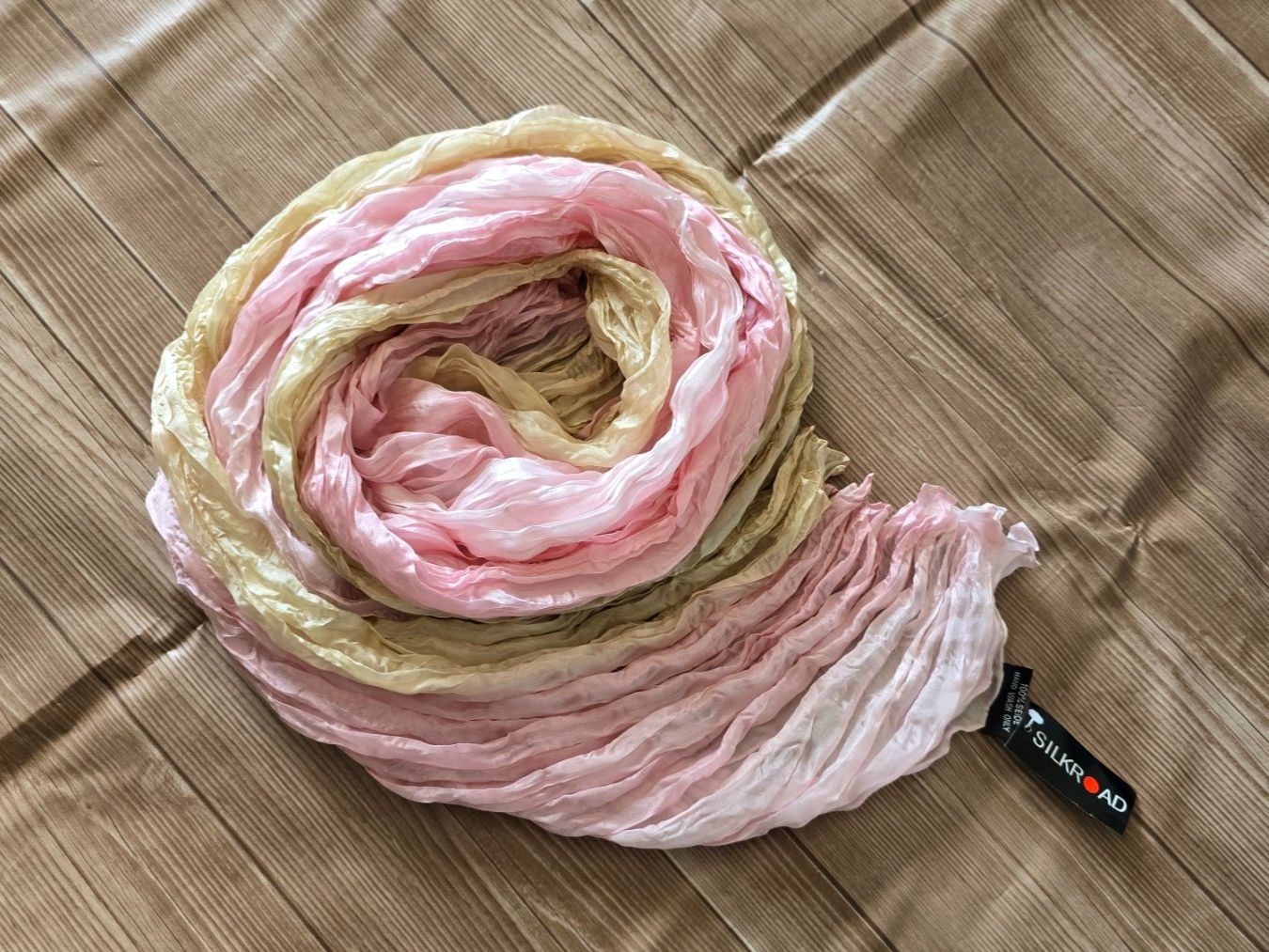 Foulard & Sciarpe: 🏷️ Silkroad Schal aus 100% Seide im Knitterlook 🧣 – Nuovo (secondo la descrizione) da Thalwil venduto da VitaMini 4