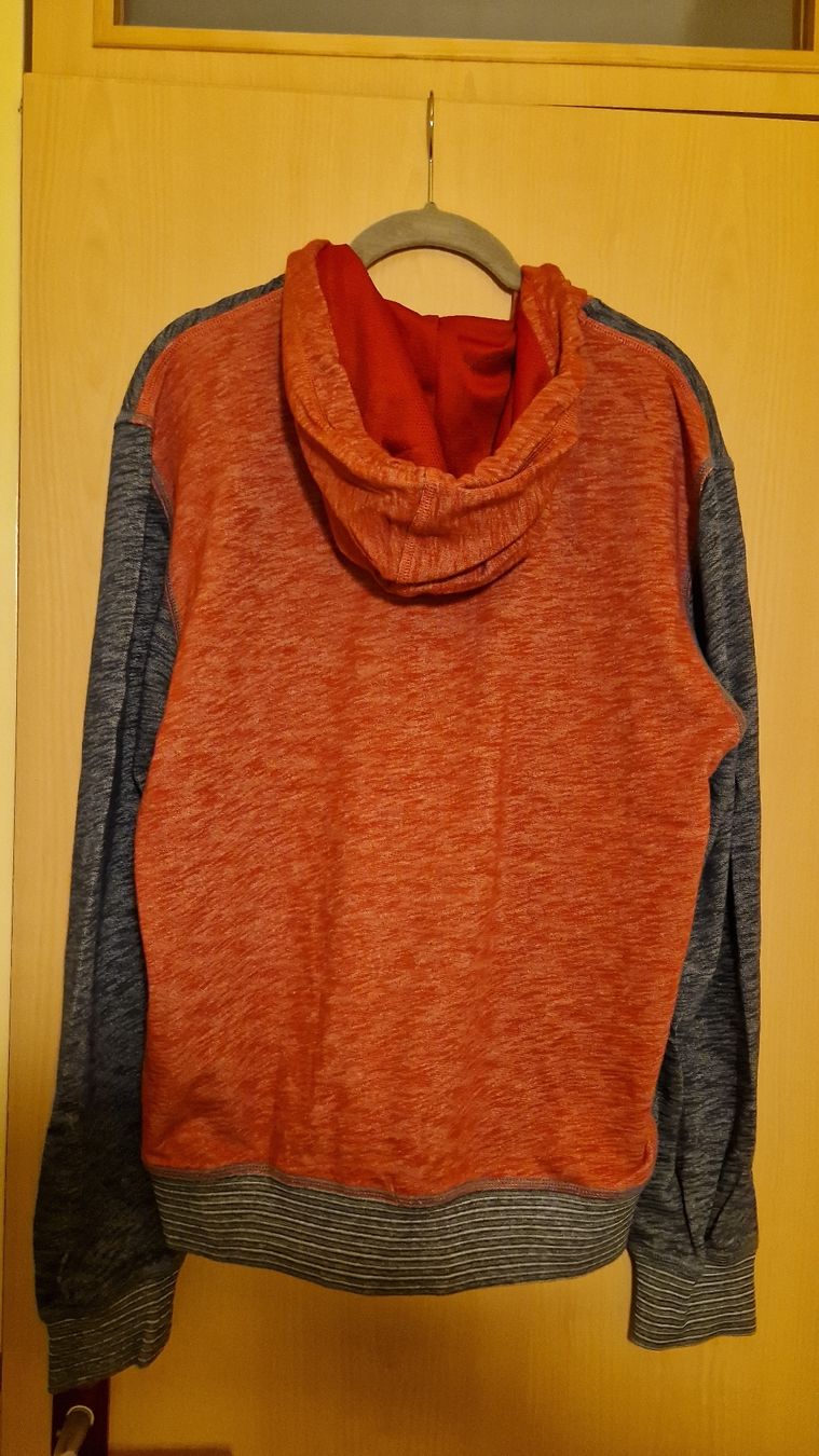 Armani Maglioni & Felpe: Pullover mit Reisverschluss Armani – Nuovo (secondo la descrizione) da Untersiggenthal venduto da utr_6m5b 1