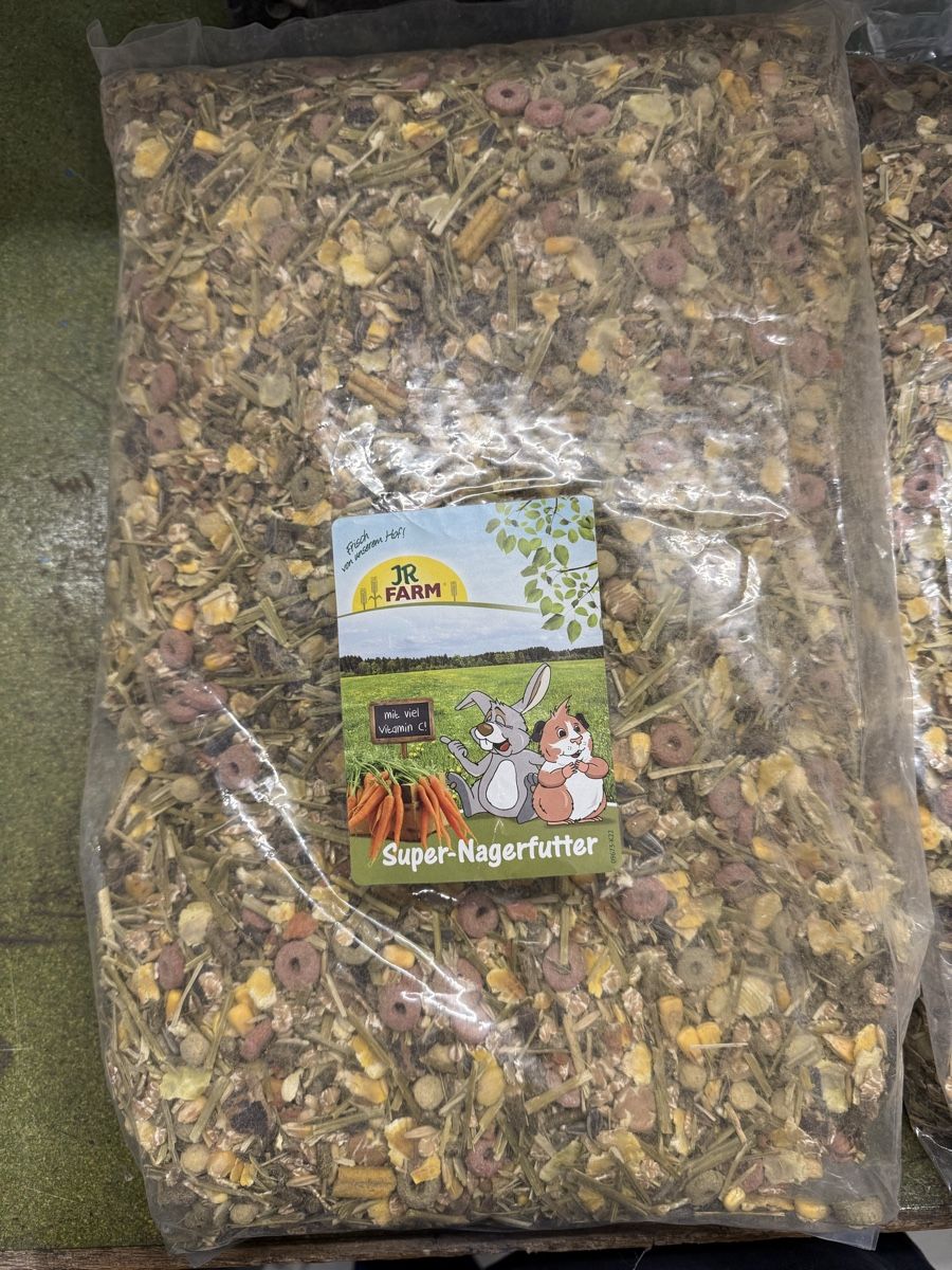 Kaninchenfutter zu Verkaufen (Neu (gemäss Beschreibung)) in Schönenberg ...