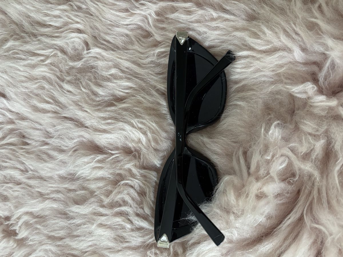 Guess Brillen & Gläser: Sonnenbrille GUESS schwarz  – Gebraucht aus Tann von Dina.q 1
