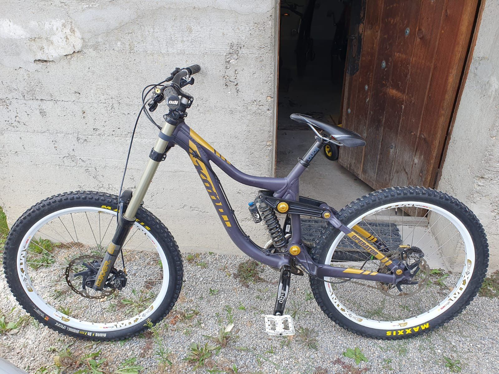 Kona Biciclette: Kona Operator Downhill Bike – Usato da Bischofszell venduto da jbu_zp88 1