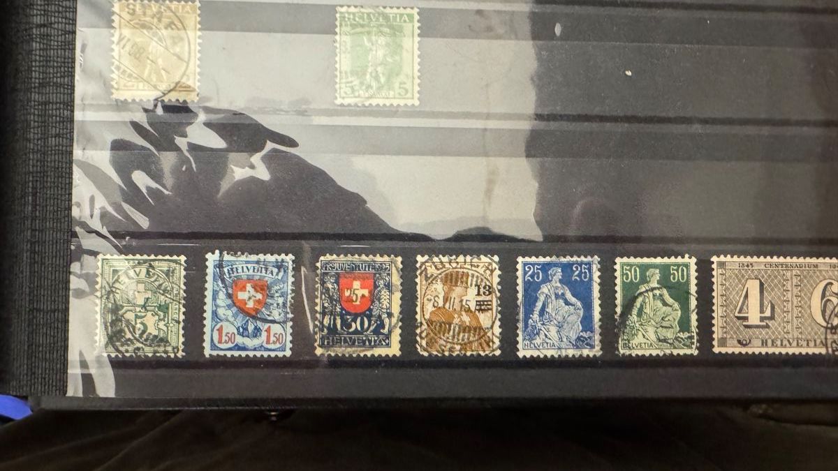 Tutti i francobolli: 1 x Album Briefmarken – Usato da Walzenhausen venduto da -Ballu- 7