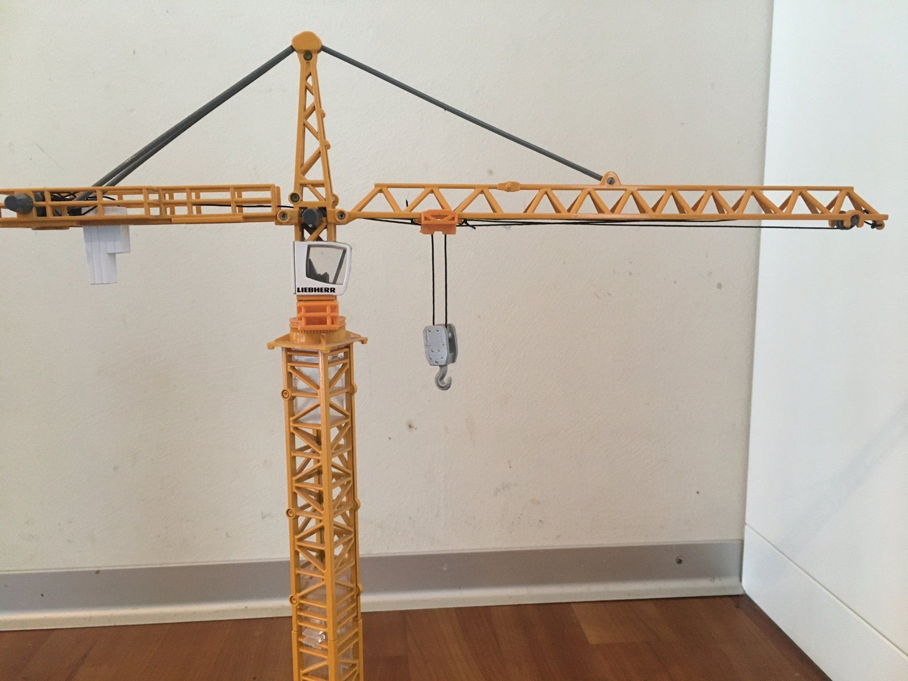 Liebherr Kräne: 1899 Liebherr Baukran von SIKU – Gebraucht aus Mittelhäusern von lacapo8 5