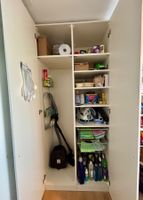 Hochwertiger JUTZLER Putzschrank zu verkaufen.