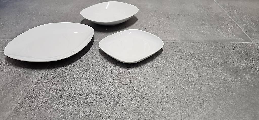 Assiettes: Tellerset – D'occasion à Cordast par pal_5bnr 1