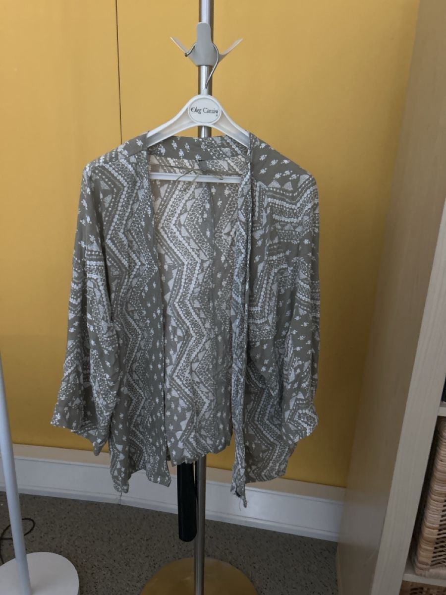 Jacken: Leichte Jacke  Gr M – Gebraucht aus Umiken von AzizaAmar20