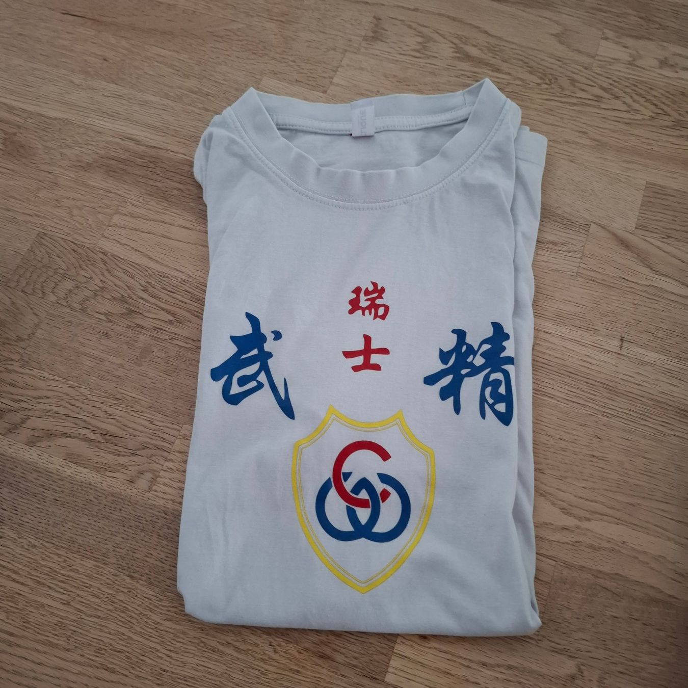 Lotti & Set di vestiti: zu verkaufen Kung-Fu Kleider – Usato da Oberdiessbach venduto da robuscht 2