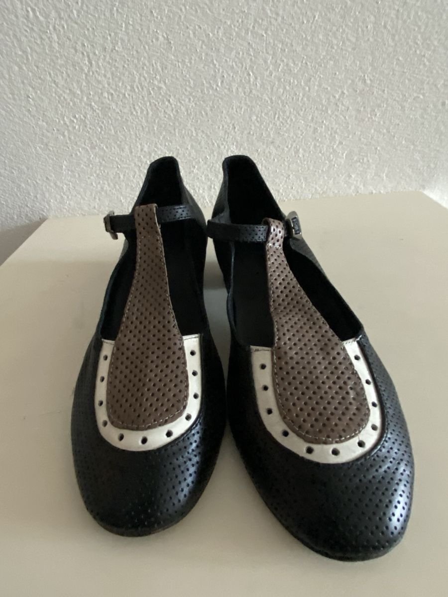 Scarpe da donna: Schuhe Kudeta 39.5 – Usato da Biel-Benken BL venduto da PANORMUS 2