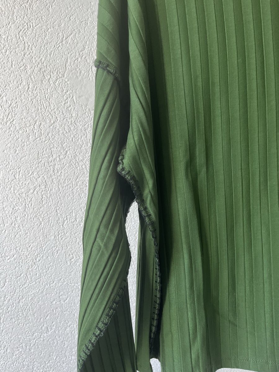 C&A T-shirts: Pull fin vert L 🍀 – Neuf (Voir description) à Bramois par cyr_sb8d 1
