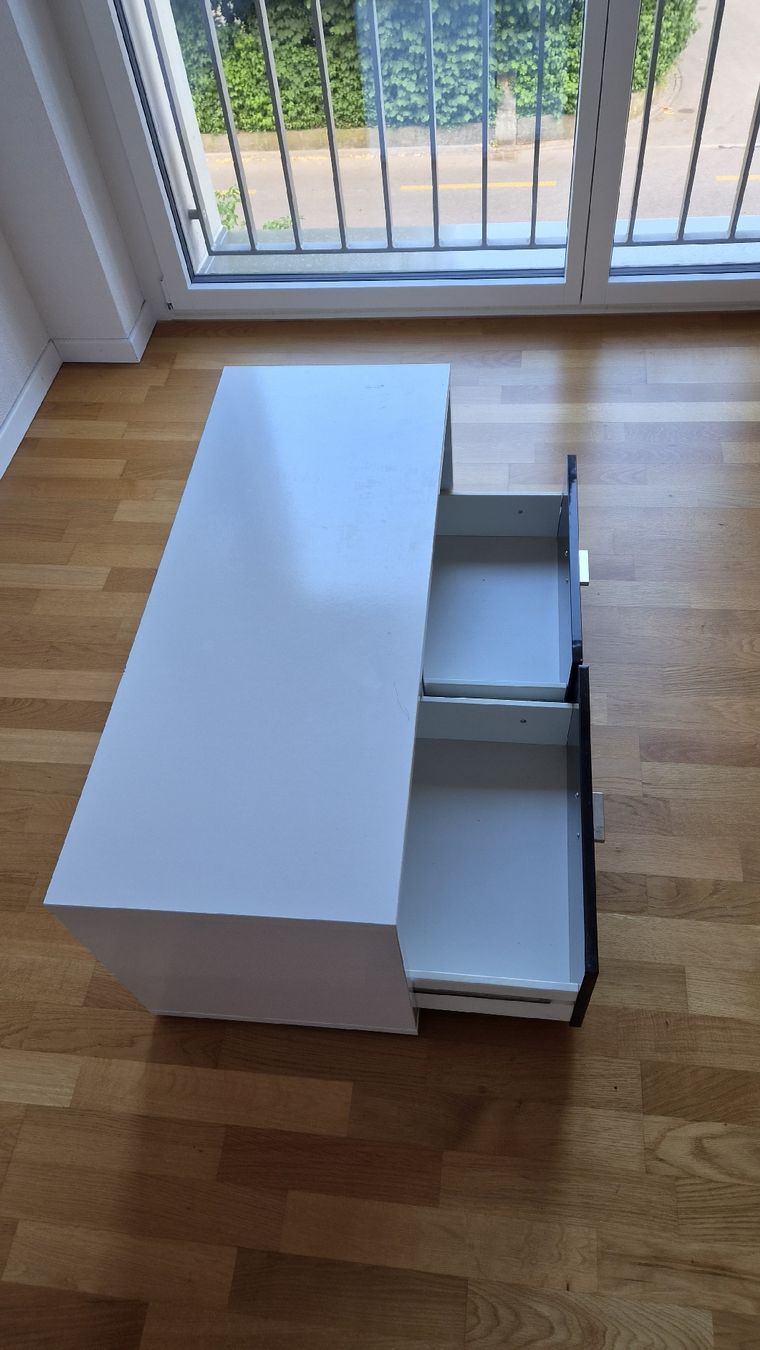 TV Möbel: TV Möbel – Gebraucht aus Winterthur von Lecrae 3