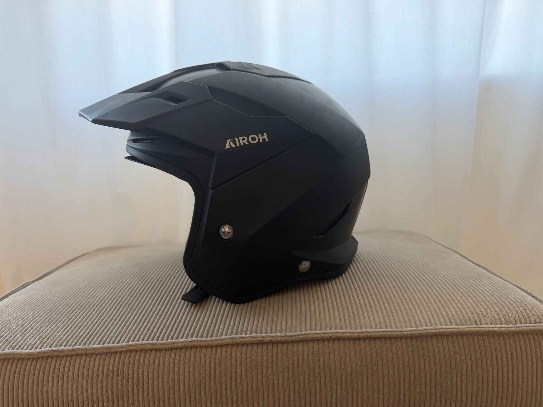 Airoh Casques & visières: Jethelm Airoh Grösse S – D'occasion à Buochs par Jafa4 1