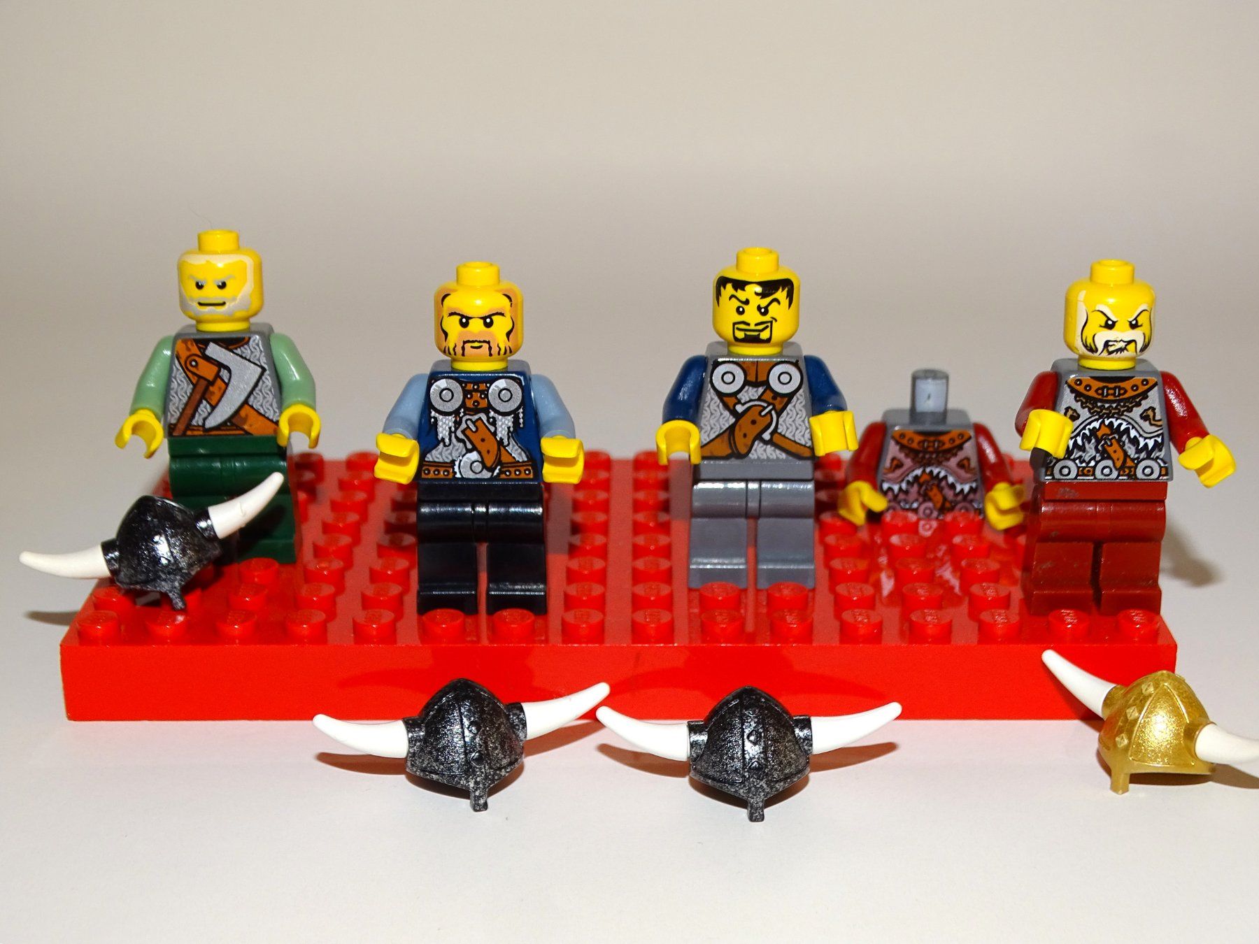 Lego Baukästen: Figuren Vikings – Gebraucht aus Burgdorf von vor_5cls 1