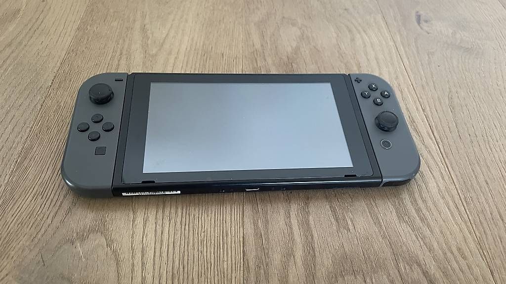 Console: Nintendo Switch  – Usato da La Sarraz venduto da lenamoser 3