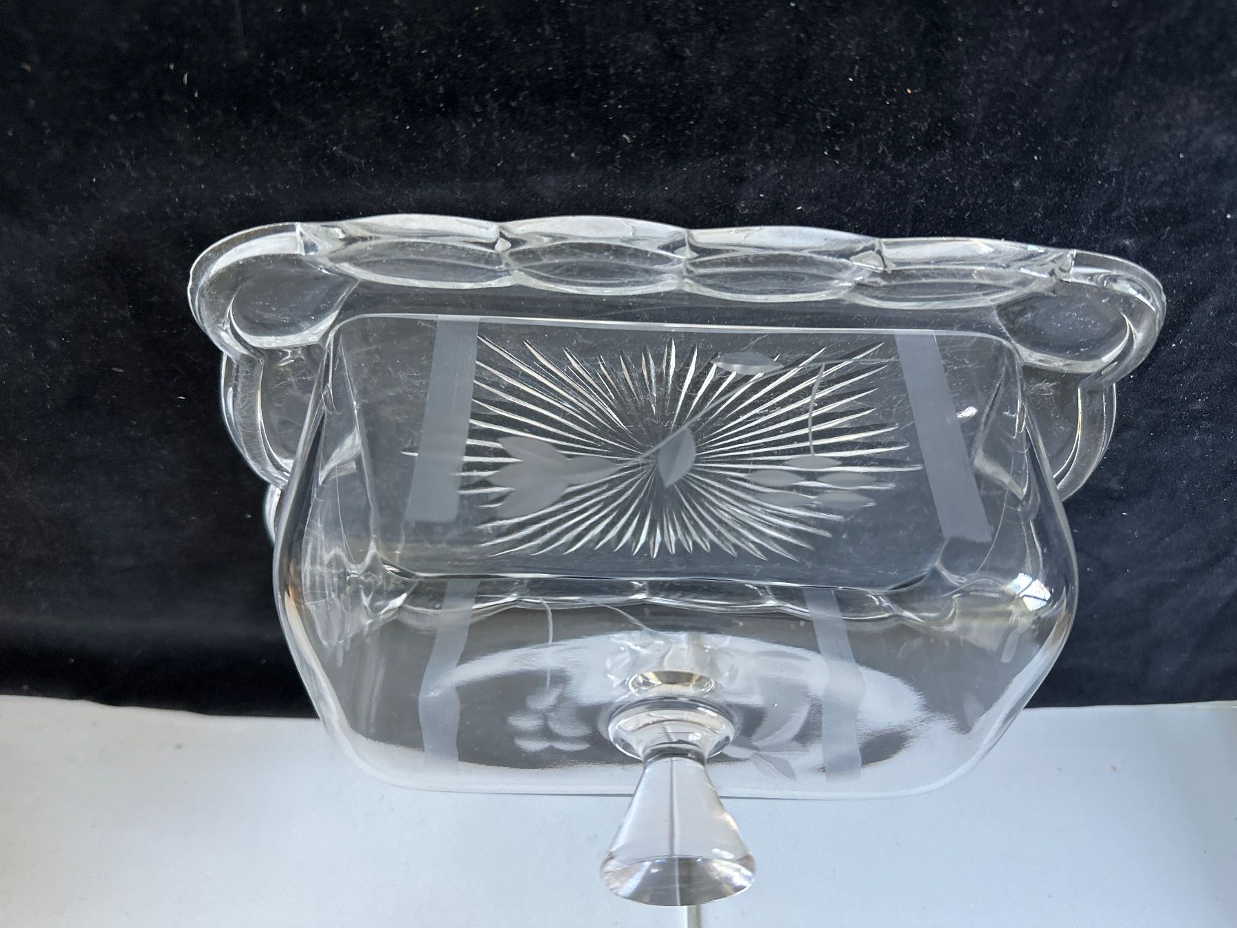 Altre Stoviglie: Butter oder Käse - Platte aus Glas, mit Glas-Deckel. – Usato da Zürich venduto da Chaeffeler