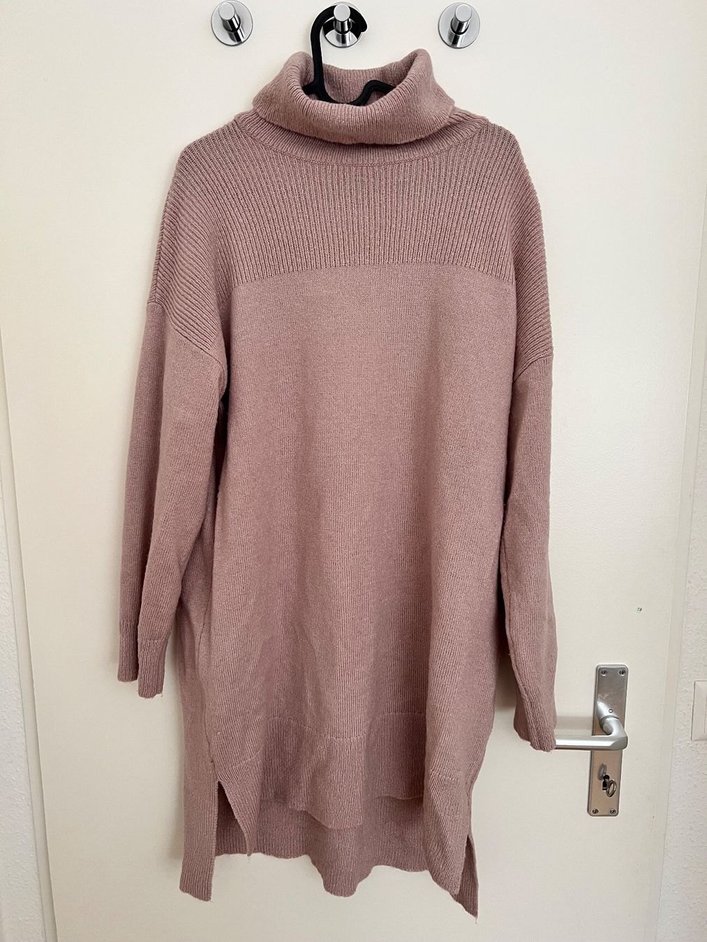 Vestiti: Robe pull col roulé rose - bon état – Usato da Petit-Lancy venduto da din_jh6k