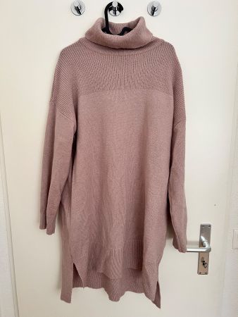 Robe pull col roulé rose - bon état