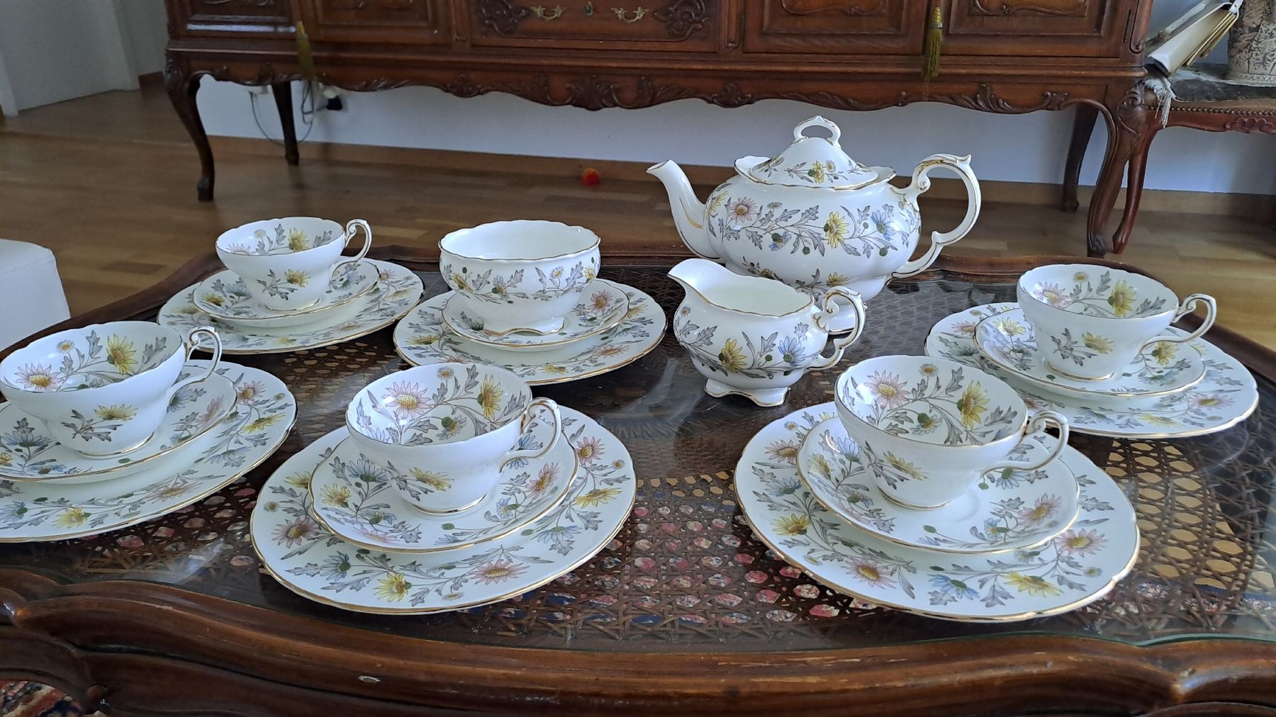 Set di piatti:  Foley China (E. Brain). – Usato da Bern venduto da shery33 1