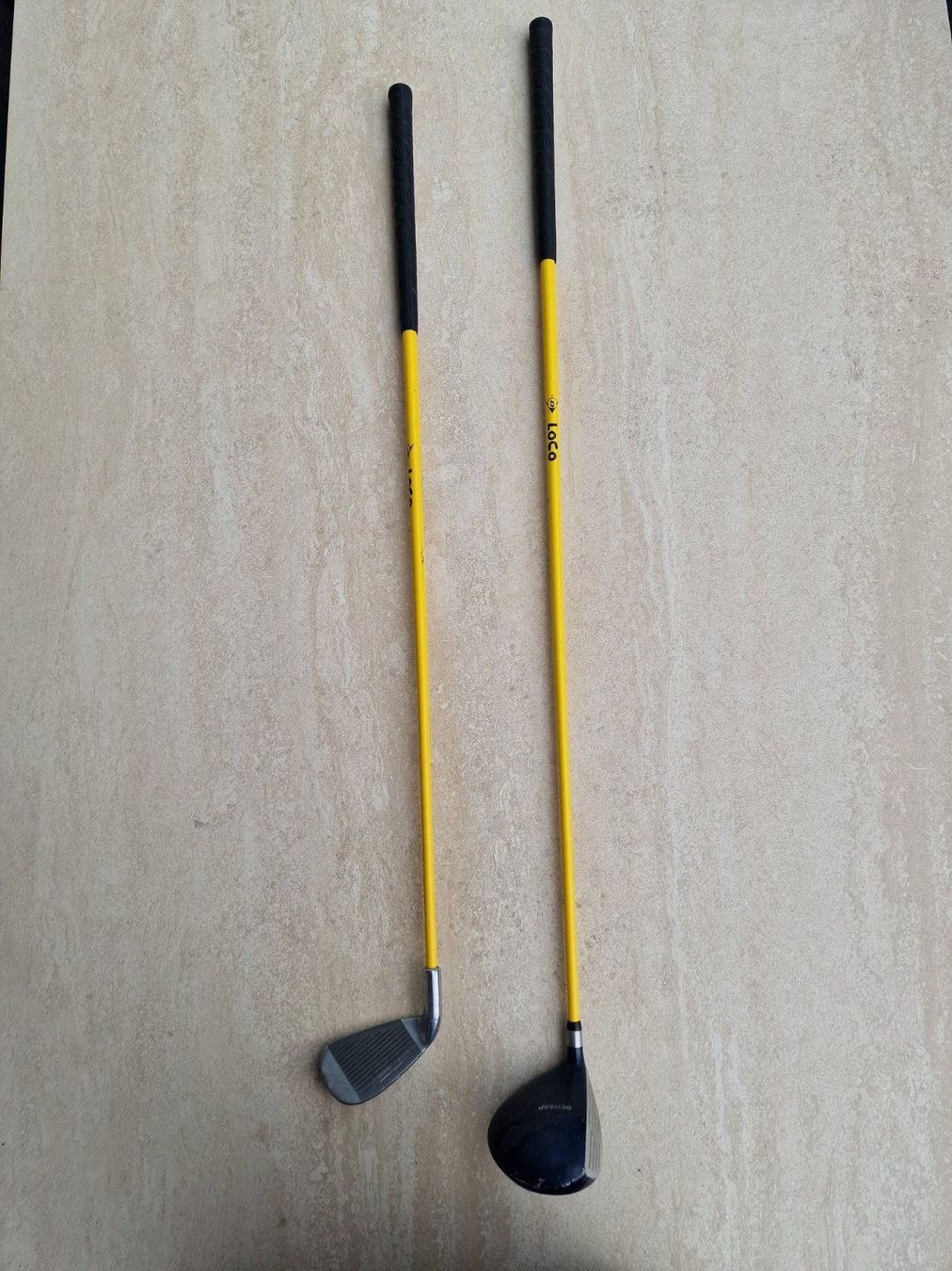 Dunlop Schläger & Sets: Zwei Golfschläger - Junior Driver und Eisen 7 - Dunlop – Gebraucht aus Kilchberg ZH von bluessolo
