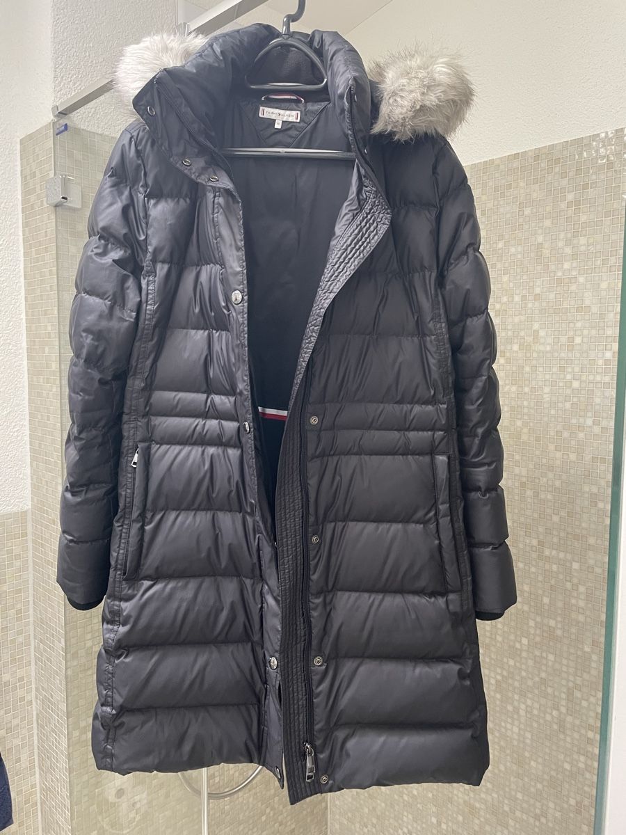 Tommy Hilfiger Cappotti: TOMMY HILFIGER Daunenmantel – Usato da Luzern venduto da Seestern71 2