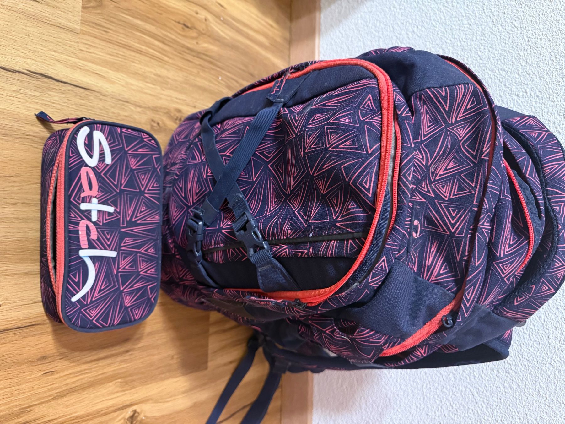 Borse & Zaini: Satch Schulrucksack mit Etui dunkelblau gebraucht – Usato da Henggart venduto da didius22