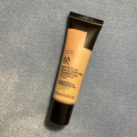 NEU: The Body Shop Matte Clay Foundation 021 Havana Sand