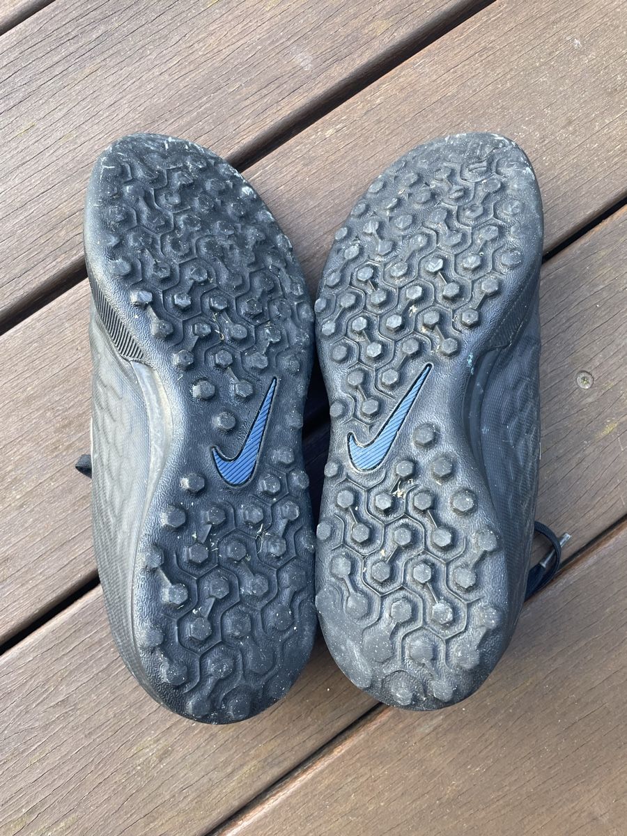 Nike Scarpe per ragazzi: Chaussures de foot Nike 38 – Usato da Commugny venduto da arm_7m7m 4