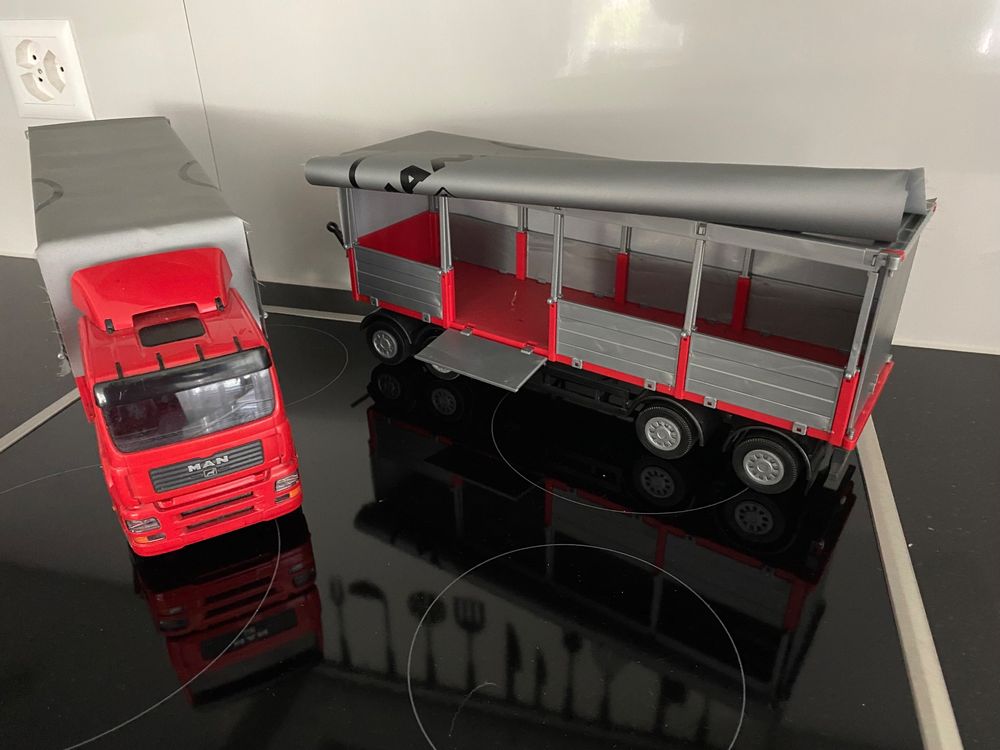 Mini pelleteuse CATERPILLAR BRUDER 2466 - Echelle 1:16