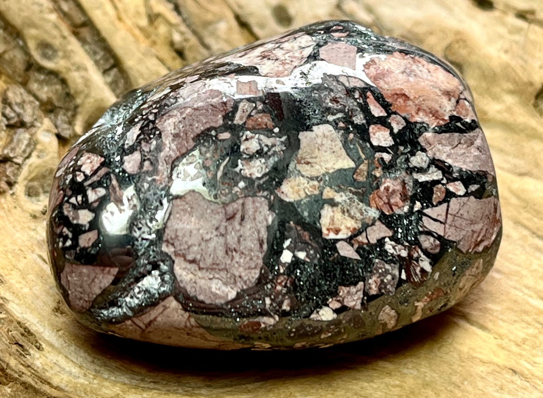 Mineralien & Heilsteine: Hämatit in Brekzie, Thann Elsass – Neu (gemäss Beschreibung) aus Diegten von hamofi57 5