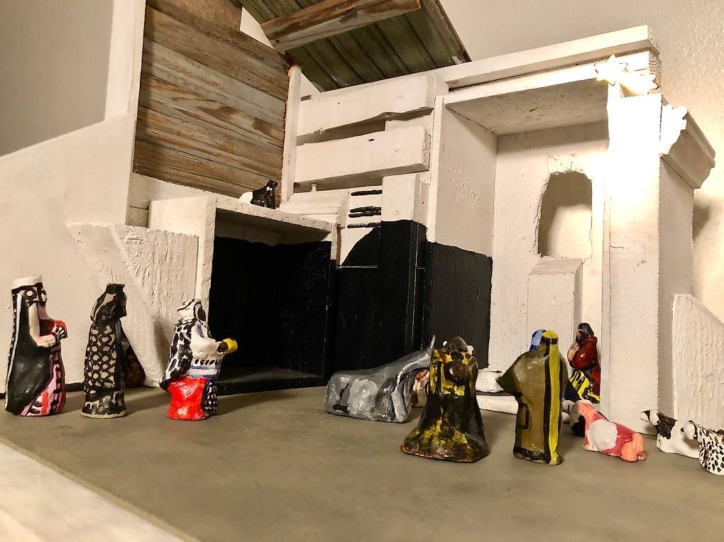Alle Dekorationen: Wunderschöne handgefertigte Weihnachtskrippe – Gebraucht aus Basel von mr69nice 4