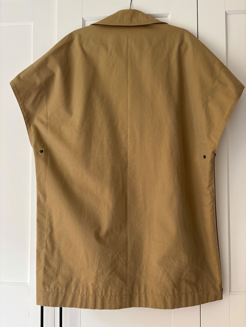 Akris Giacche: Cool Akris punto trench cape D34 – Usato da Zürich venduto da nao_pjh8 6