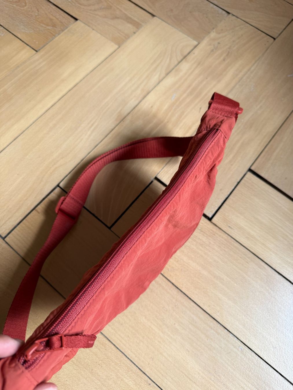 Uniqlo Borse: UNIQLO - Umhängetasche orange-rot – Usato da Zürich venduto da Diazaio 1