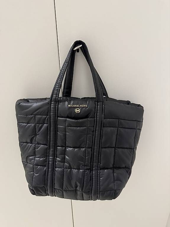Taschen für Damen: Michael Kors - Borsa nera – Neu und originalverpackt aus Chiasso von D.erre