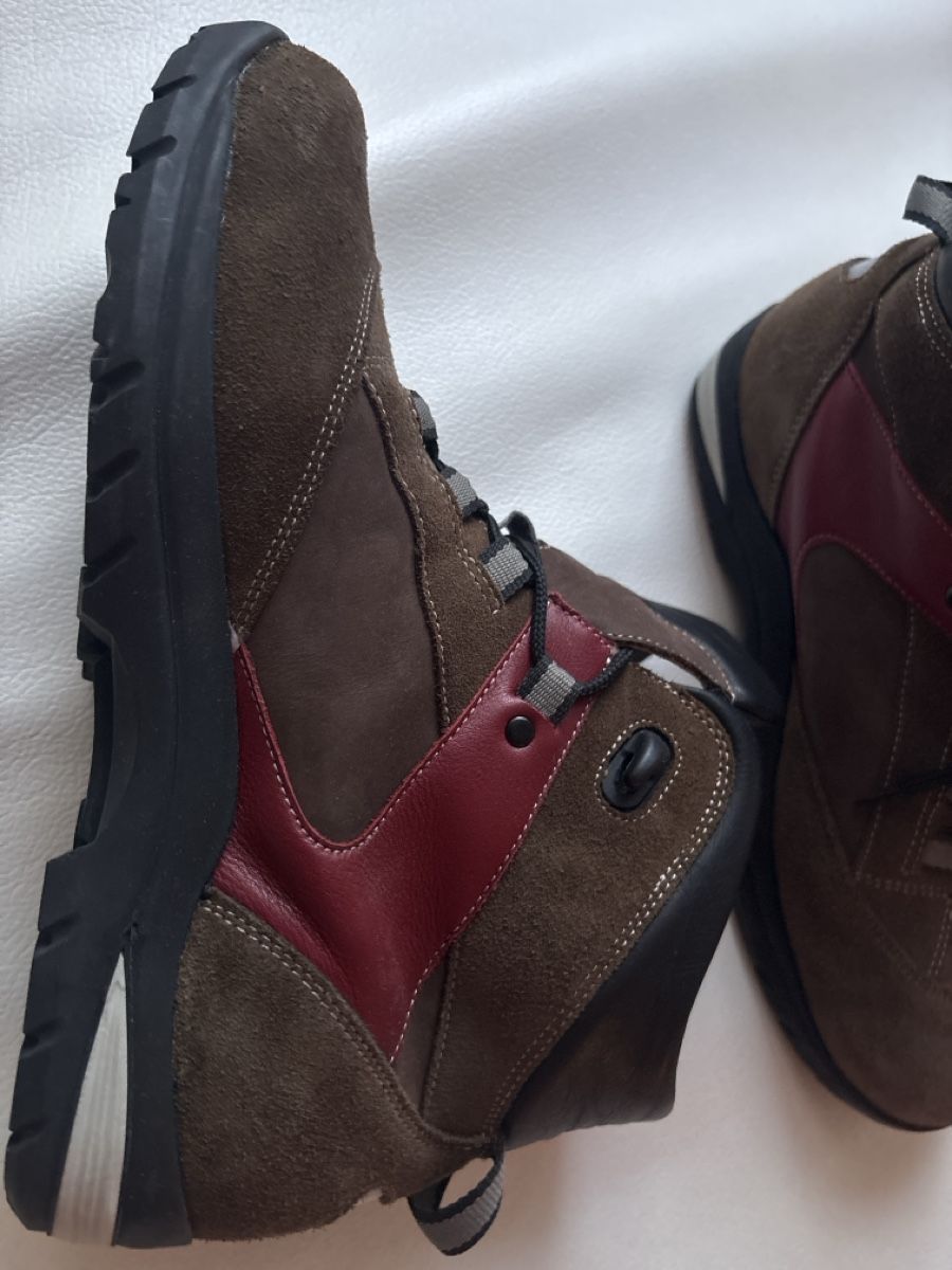 Damenschuhe: Hartjes Wanderschuhe Gore-Tex Grösse 7 gebraucht – Gebraucht aus langenthal von rundholz7 7