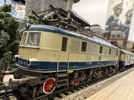 Roco 4141A DB BR 118 Personenzug