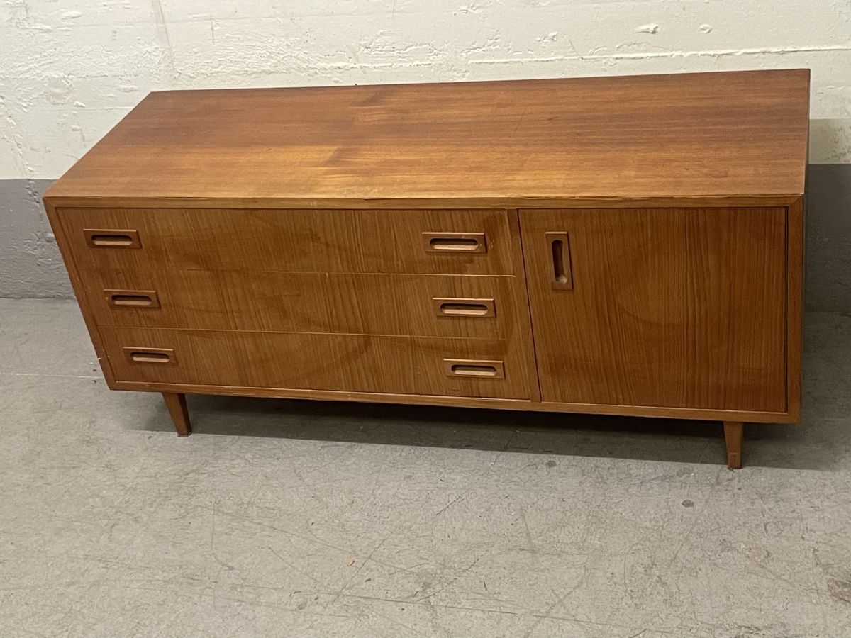 Commodes: Vintage kommode/sideboard mit 3 schubladen & 1 türe – D'occasion à Zürich par Vintage-1993 2
