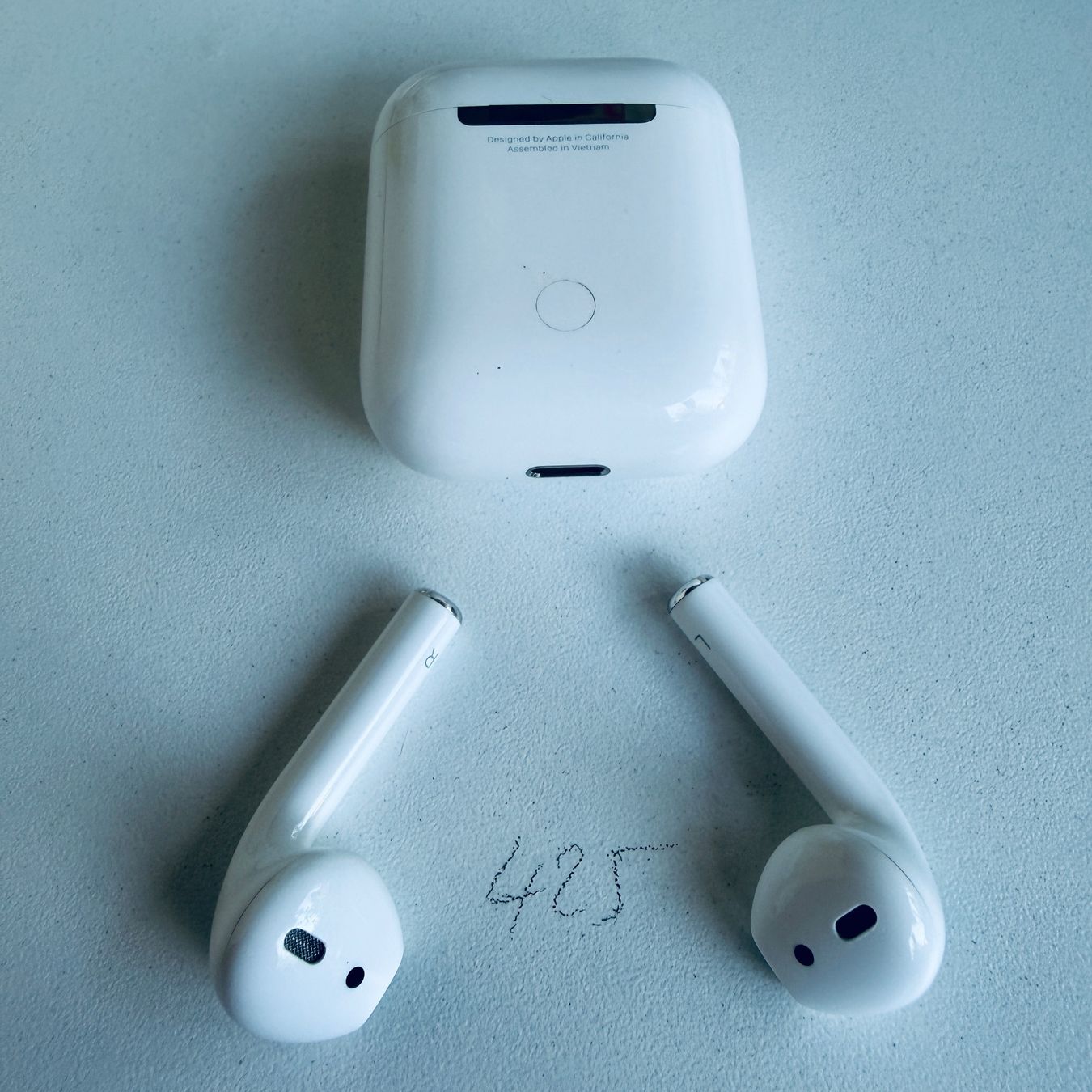 Apple Kopfhörer: Original Apple AirPods 2 Gen. Wireless Kopfhörer & Case – Gebraucht aus Basel von MY.AIRPODS.SHOP 9