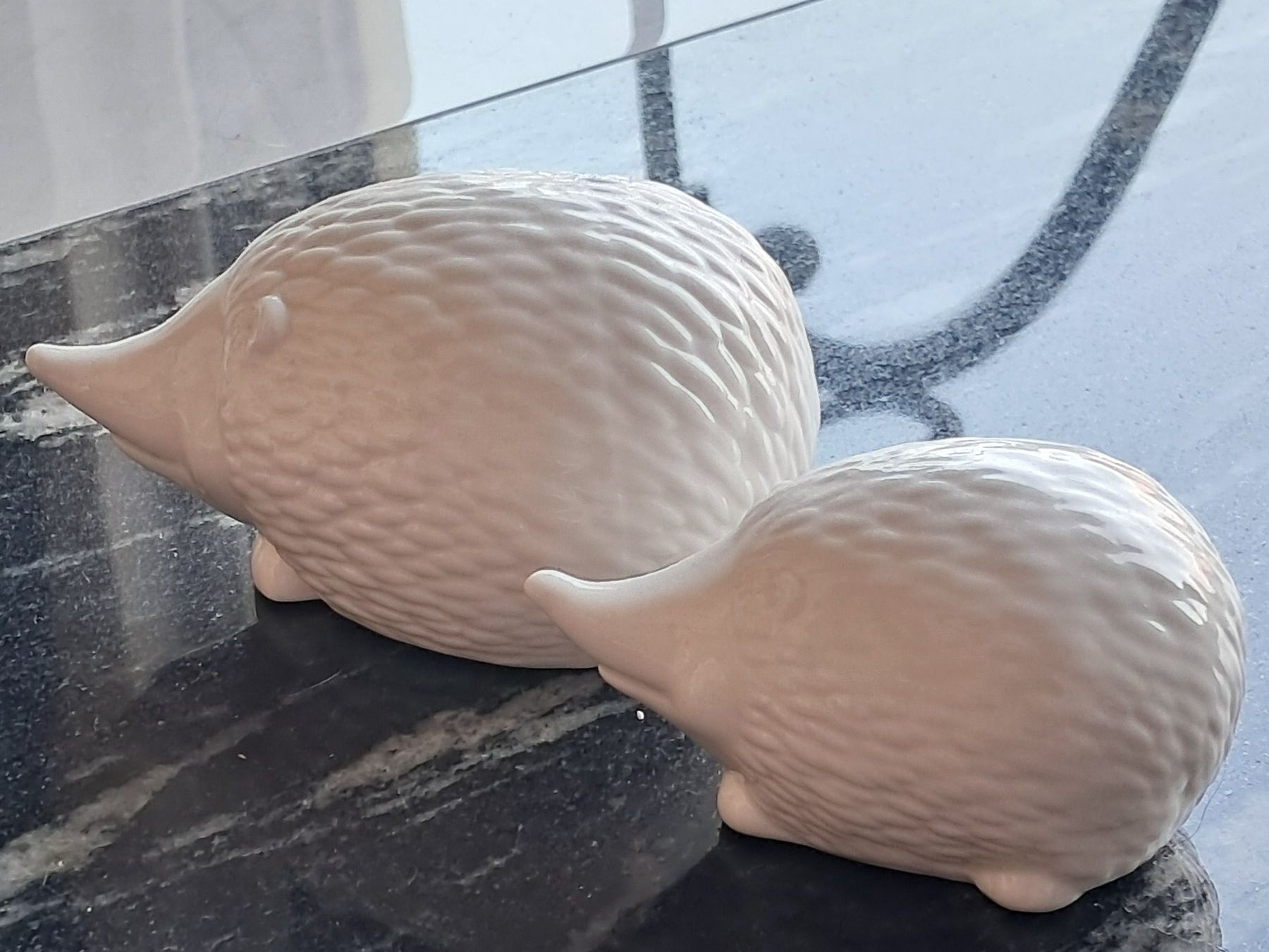 Figuren: 2 hérissons en porcelaine blanche – Gebraucht aus Prévondavaux von ama_lwd6 2