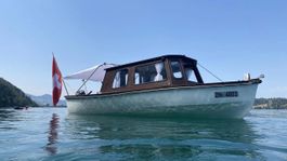 Charme-Boot Mändli neurenoviert & führerscheinfrei 5PS Motor