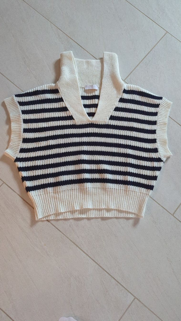 Rich & Royal Pullover & Sweatshirts: Rich and Royal Pullunder, Grösse M, gestreift – Neu (gemäss Beschreibung) aus Neuheim von sh0_gbz7