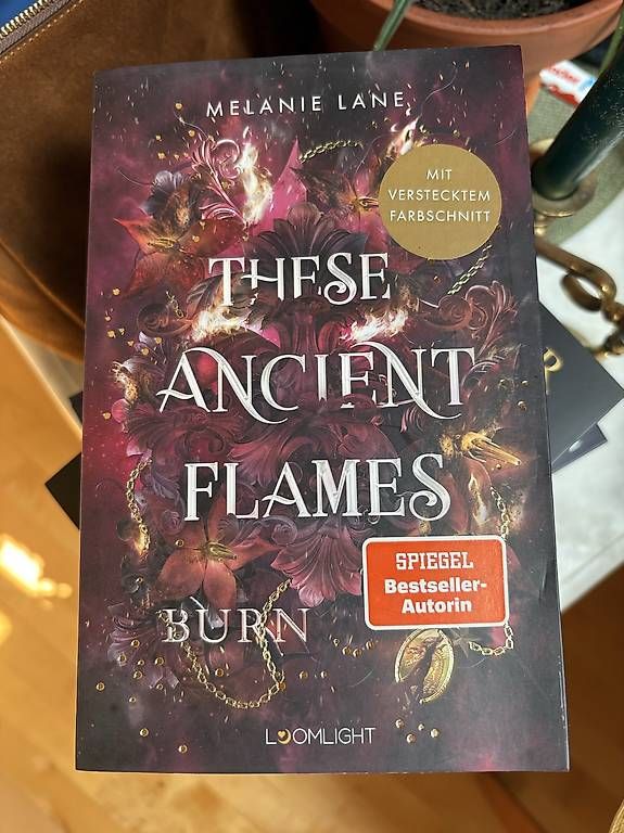 Bücher: These Ancient Flames – Gebraucht aus Iseltwald von jjo_2bct