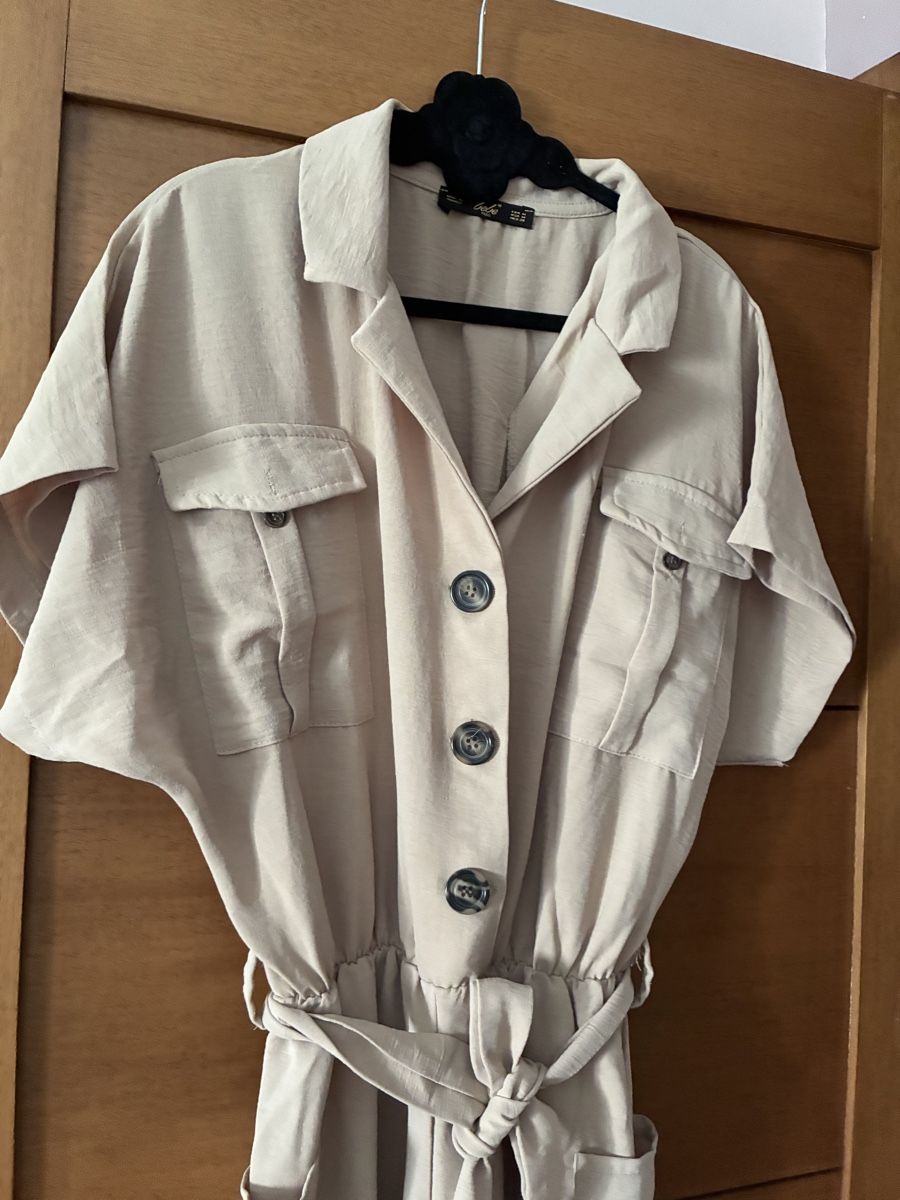 Jumpsuits: Elegante Jumpsuit – Neu (gemäss Beschreibung) aus Allschwil von eyl_bb8q 5