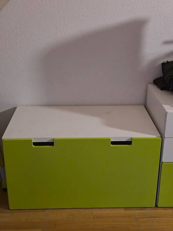 Cassettiere: Ensemble IKEA STUVA blanc/vert3 armoires+coffre+2 commodes – Usato da Châtel-St-Denis venduto da Tiago1010 2